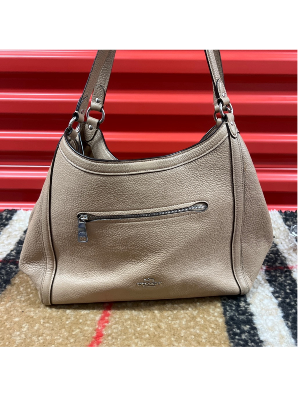 Women's Coach Beige Leather Shoulder Bag One Size